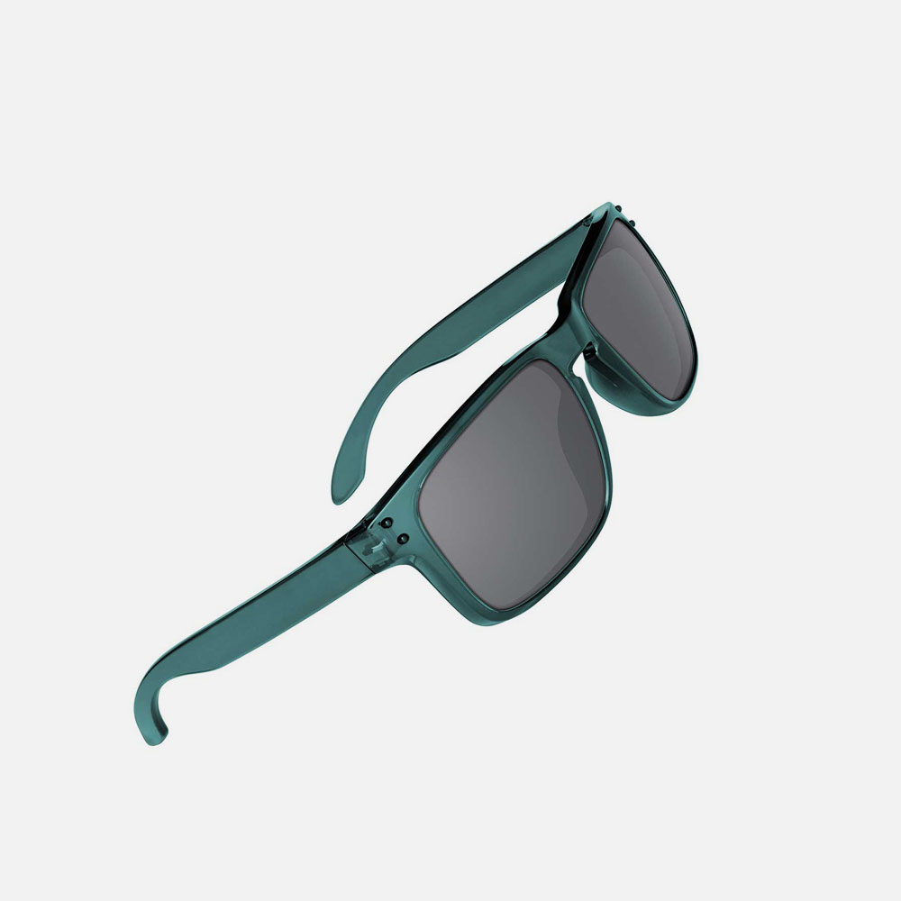 sun-glasses-isolated-over-the-white-background2-9L8SZX2.jpg