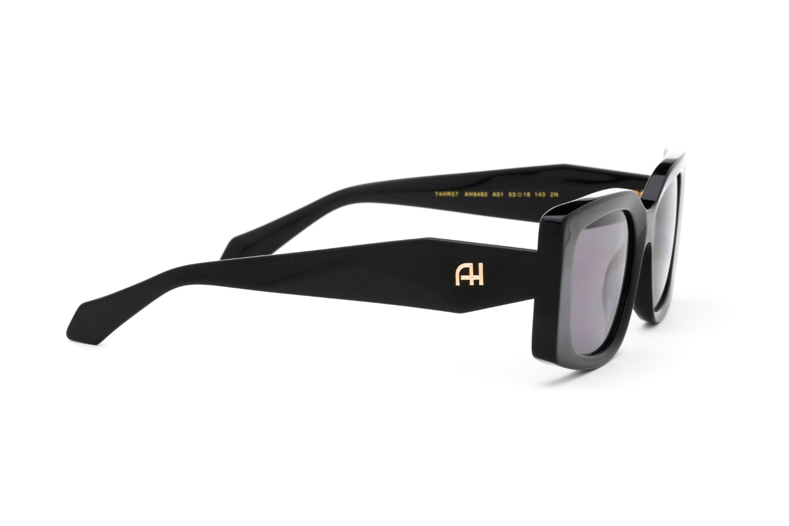 AH9482-A01-3